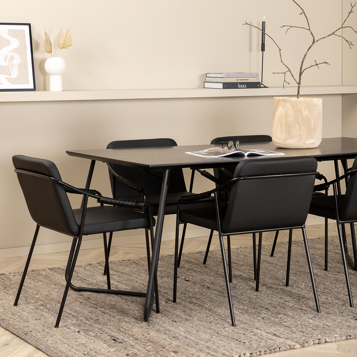 Spisegruppe Venture Home Annika Spisebord og Tjärö Spisestol Sort