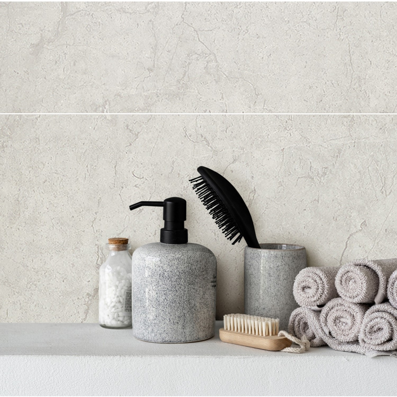 Våtrumsskiva BerryAlloc Wall & Water Santorin Marmor 60x30
