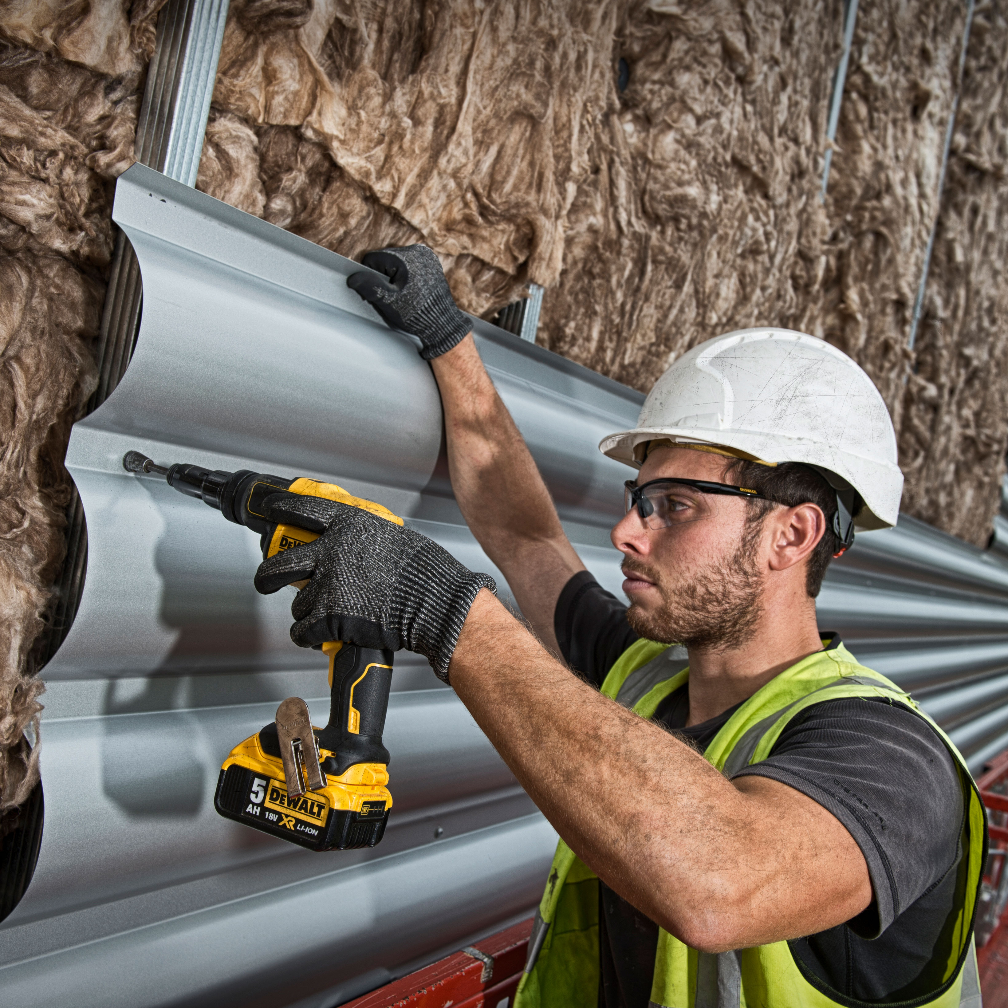 Skruvdragare Dewalt DCF622NT-XJ Utan batteri och laddare 18 V