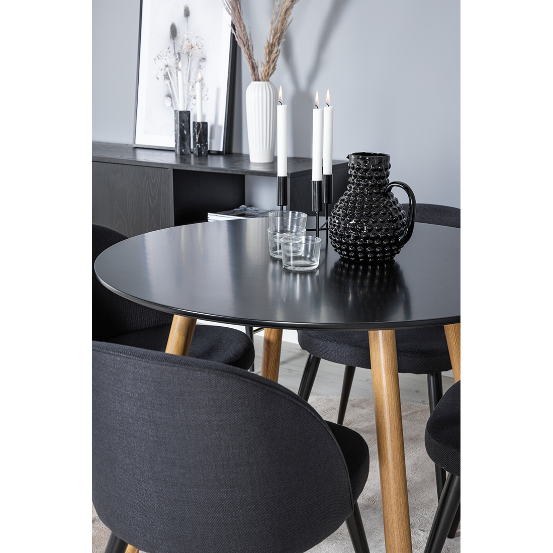 Spisegruppe Venture Home Plaza Ø100 cmmed 4st Velvet Spisestoler