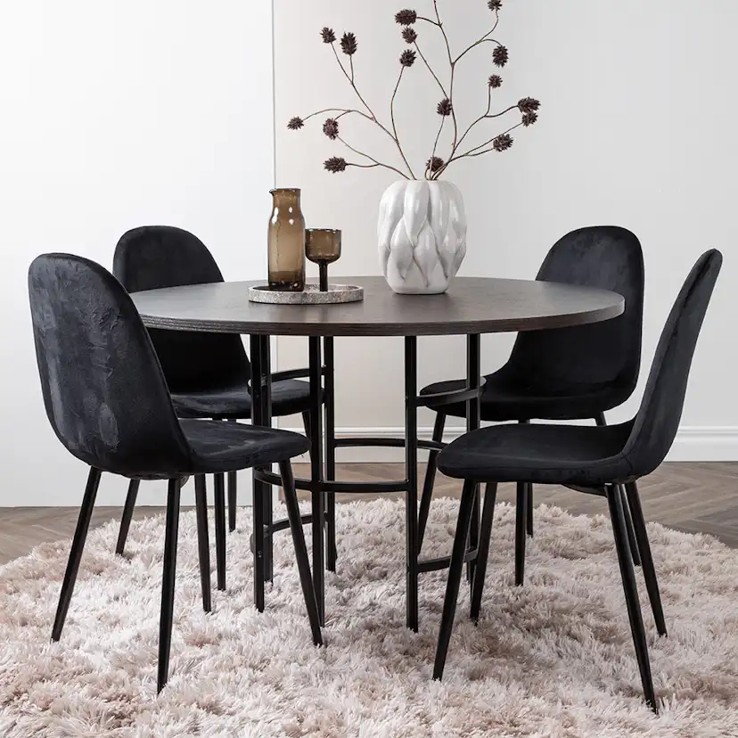 Spisegruppe Venture Home Copenhagen med 4 Polar Stoler Fløyel