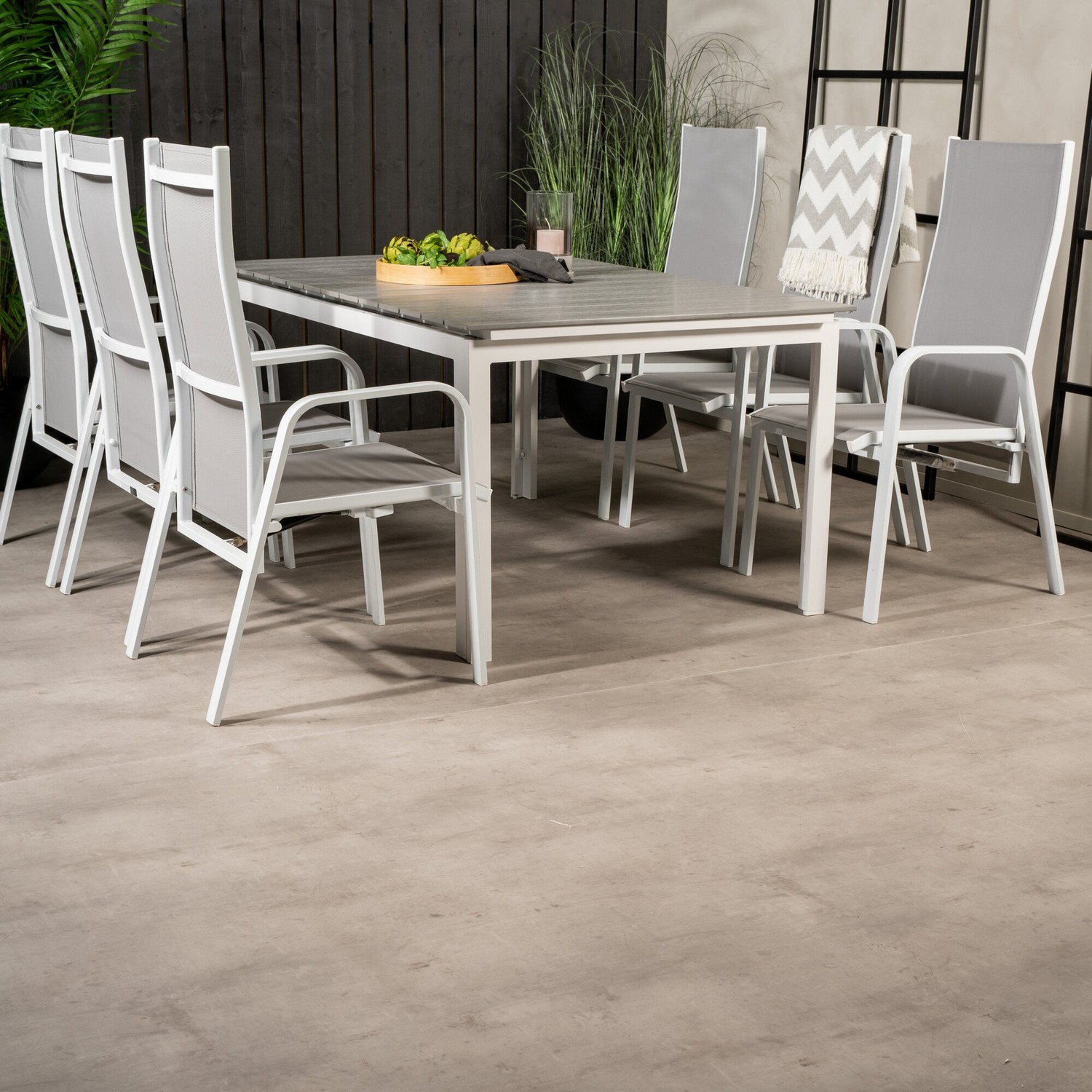 Spisegruppe Venture Home Lova 160/240 med 6 Copacabana Stoler