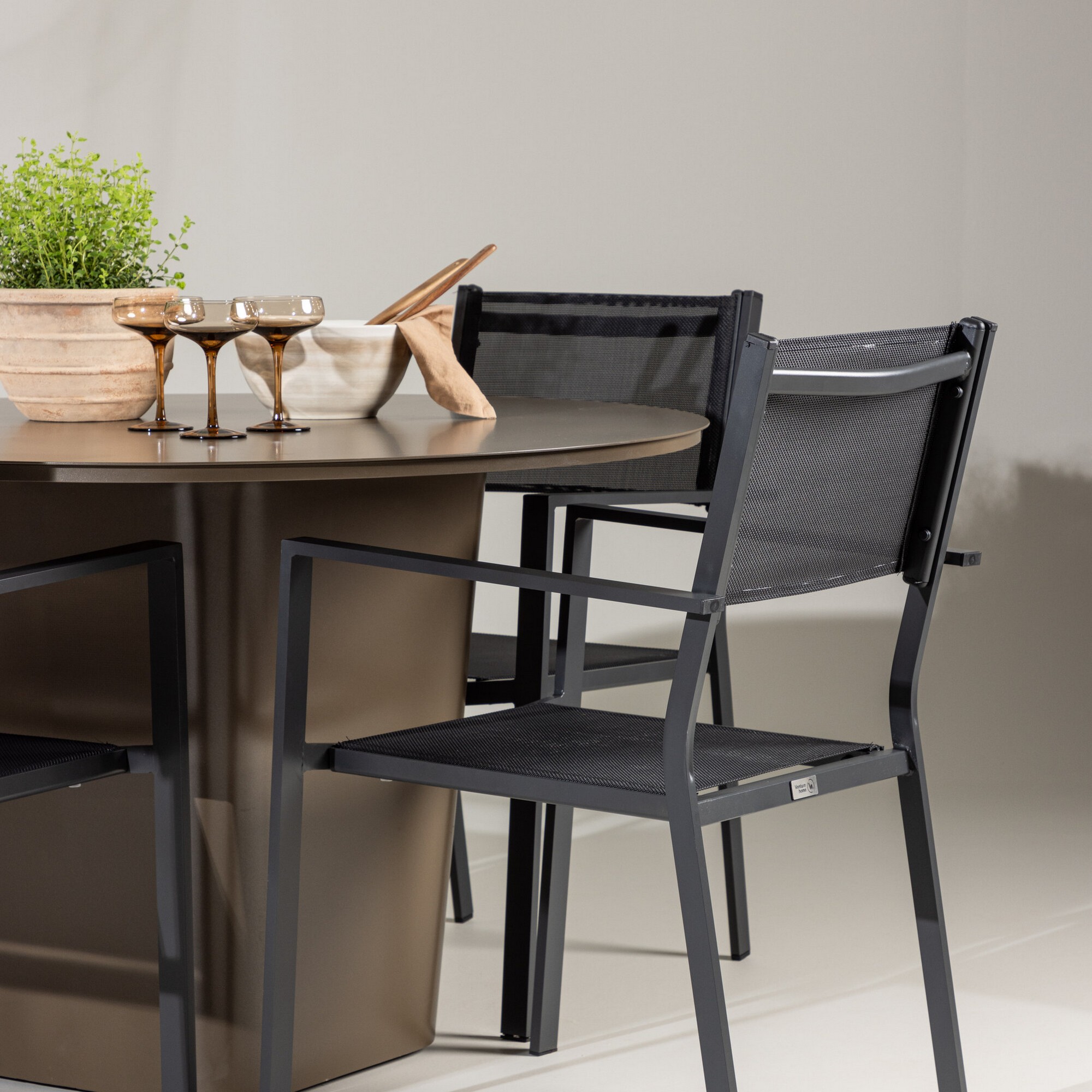 Hagegruppe Venture Home Santa Fe med 4 Copacabana Stoler