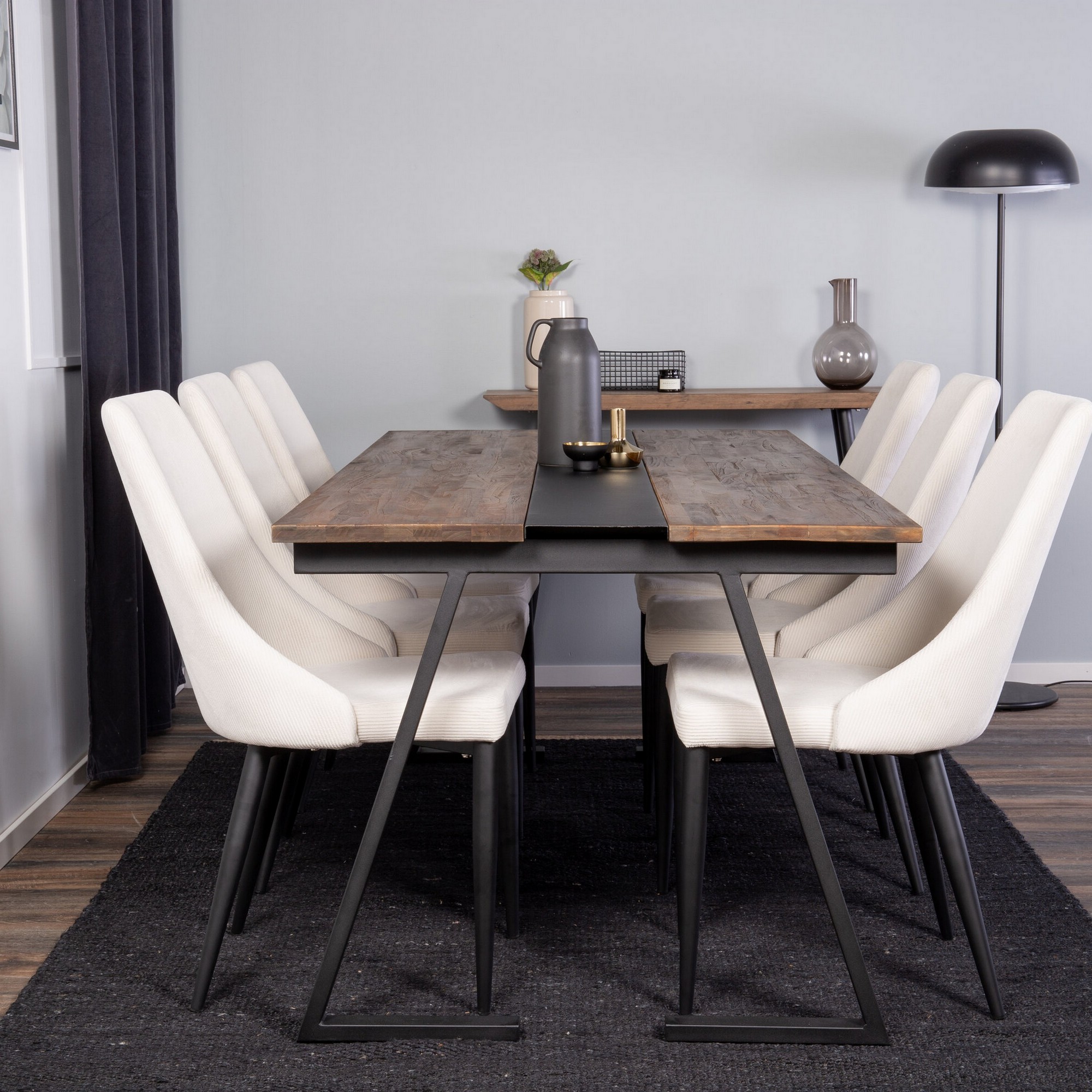 Spisegruppe Venture Home Jakarta med 6stk Leone Stoler