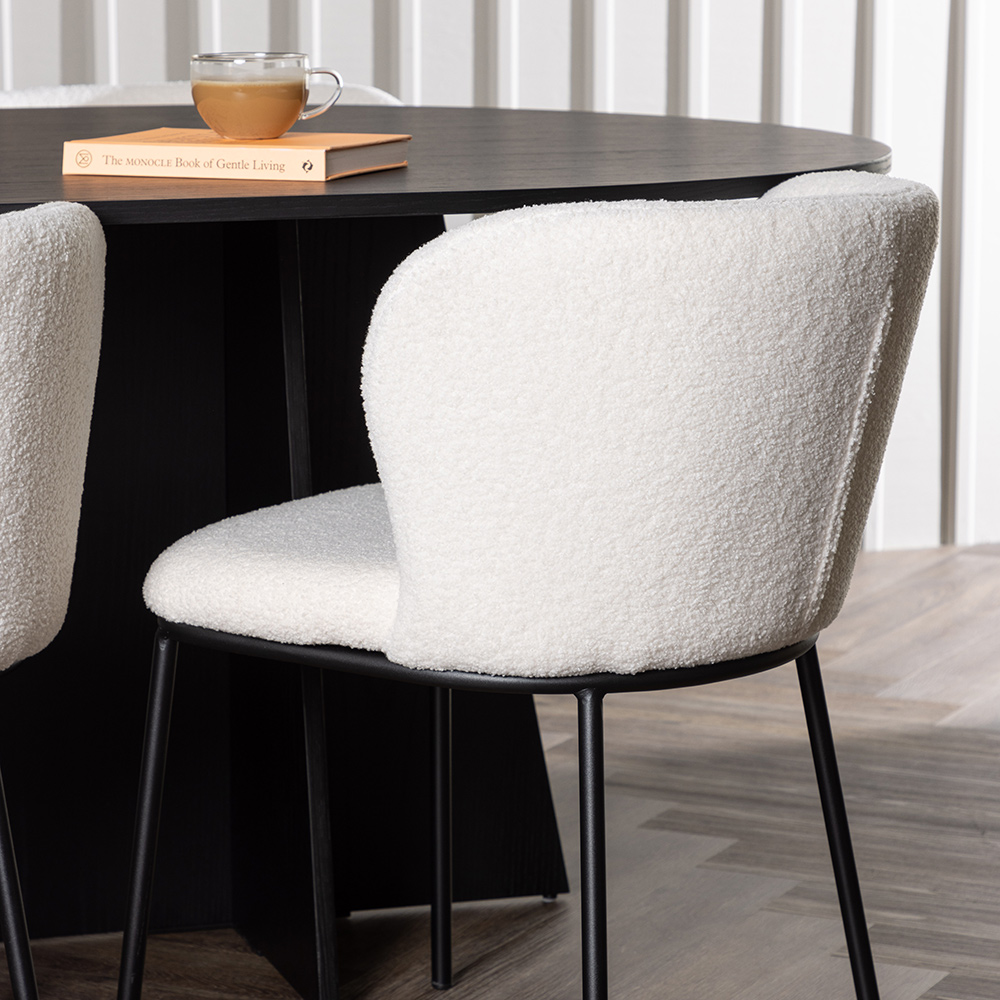 Spisegruppe Venture Home Bootcut med 6 stk Edina Stoler