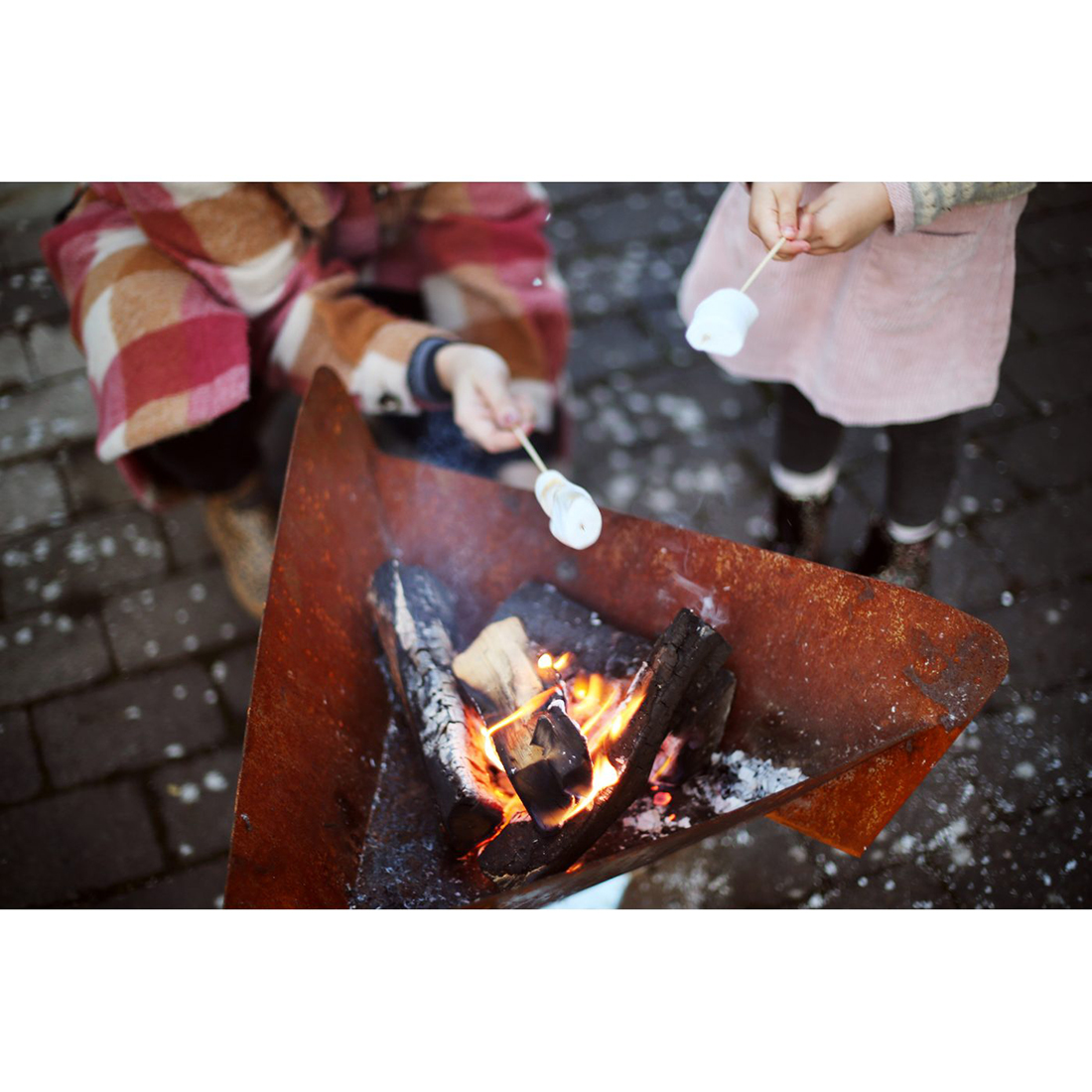 Bålpanne Jabo Triangel Inkl Fat Corten 64x64x54 cm