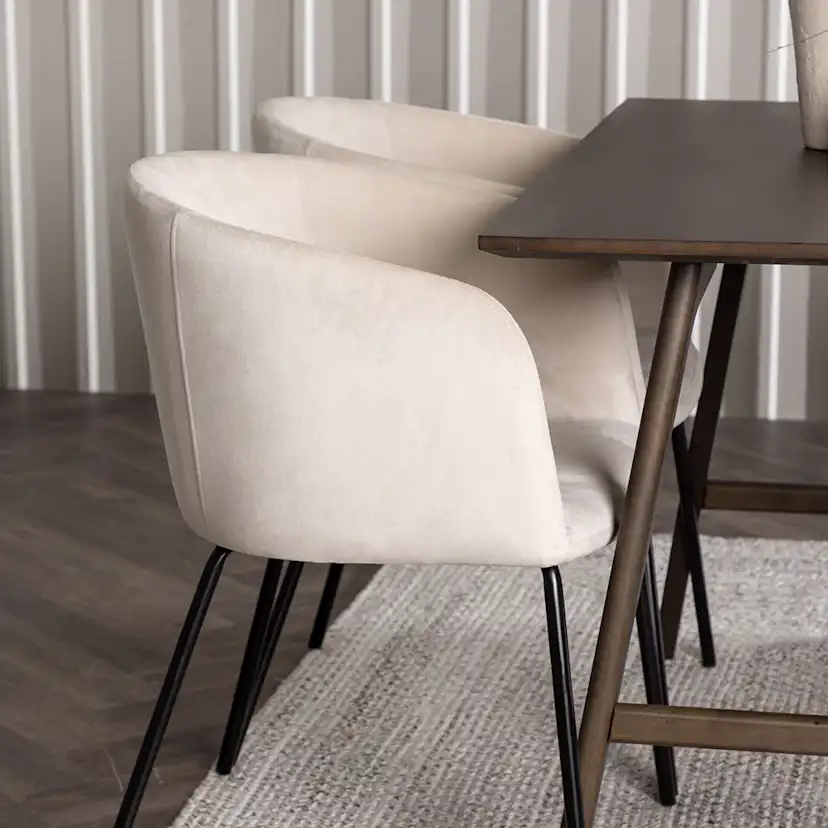 Spisegruppe Venture Home Kaseidon med 4 stk Berit Stoler