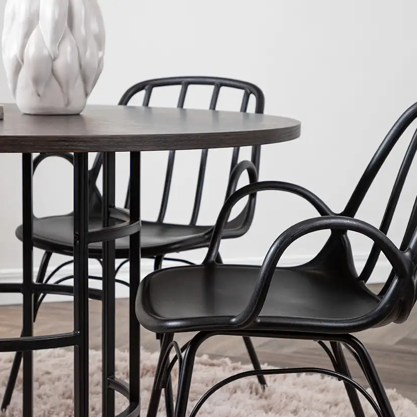 Spisegruppe Venture Home Copenhagen Ø 115 cm med 4 Dyrön Stoler