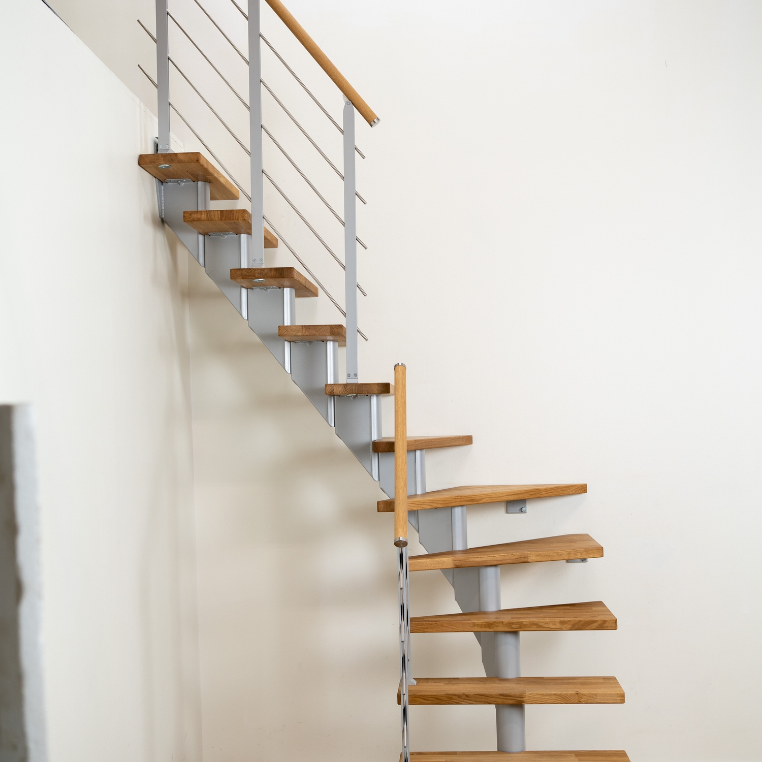 Plassbesparende Trapp Dolle Frankfurt Eik Oljet 1/4-Sving Design