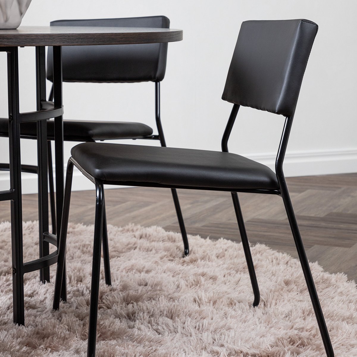 Spisegruppe Venture Home Copenhagen med 4 Kenth Stoler