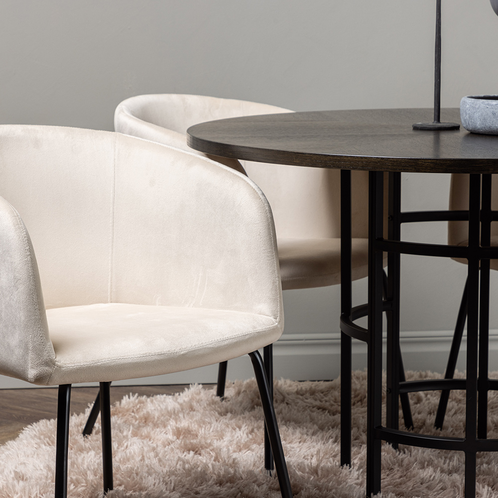 Spisegruppe Venture Home Copenhagen Ø 115 cm med 4 Berit Stoler