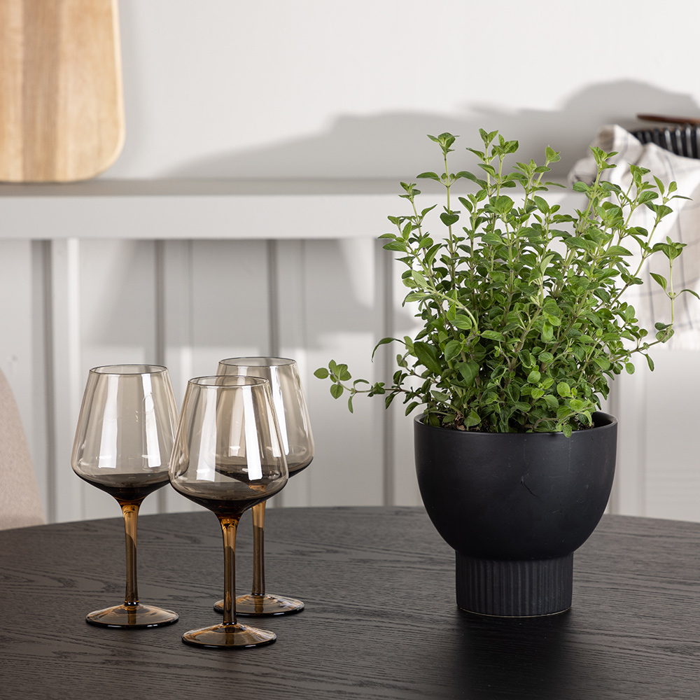 Spisegruppe Venture Home Olivia Ø110 cm med 4 stk Seda Stoler