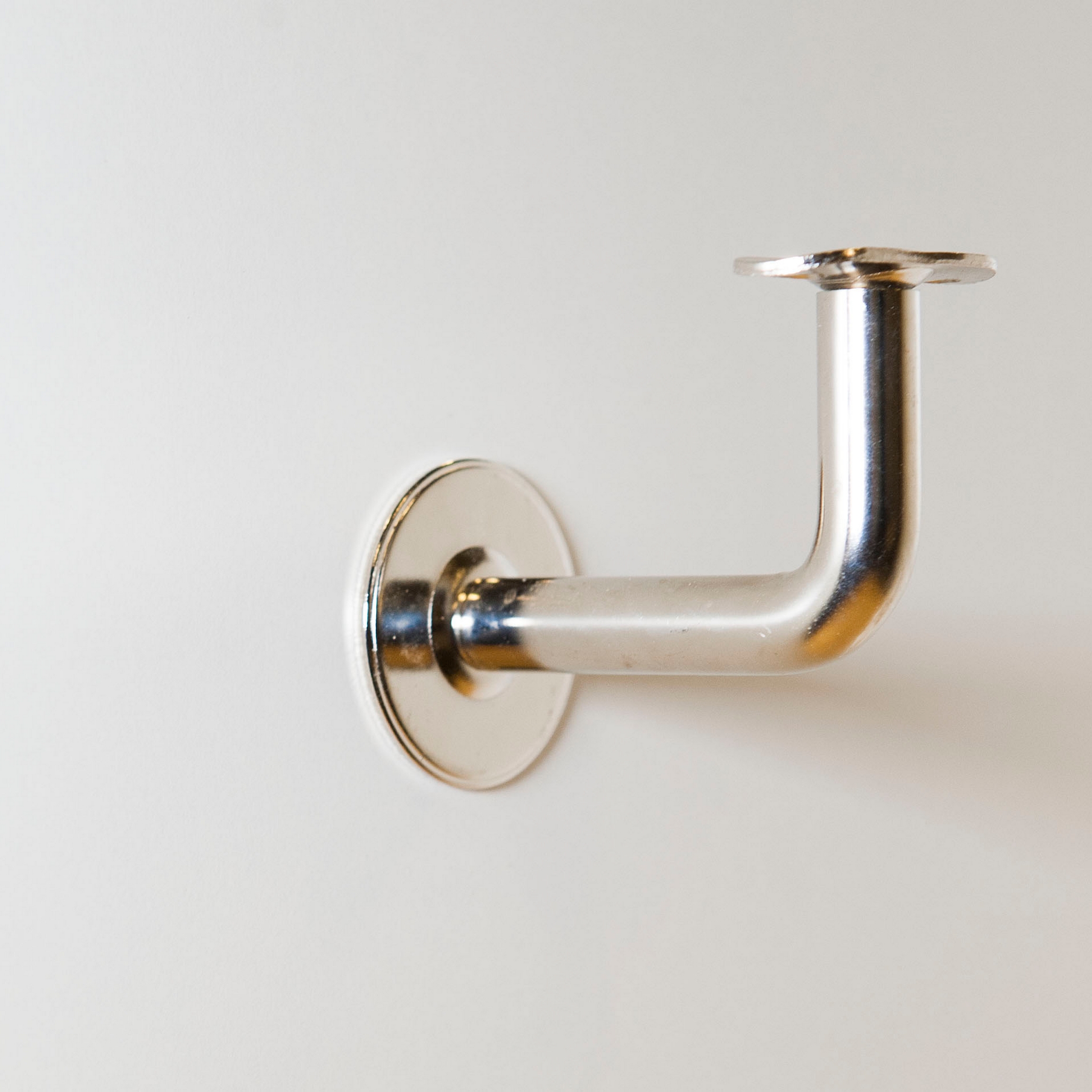 Veggfeste Herrljunga Ledstångsfabrik 860-JN for Innendørsbruk