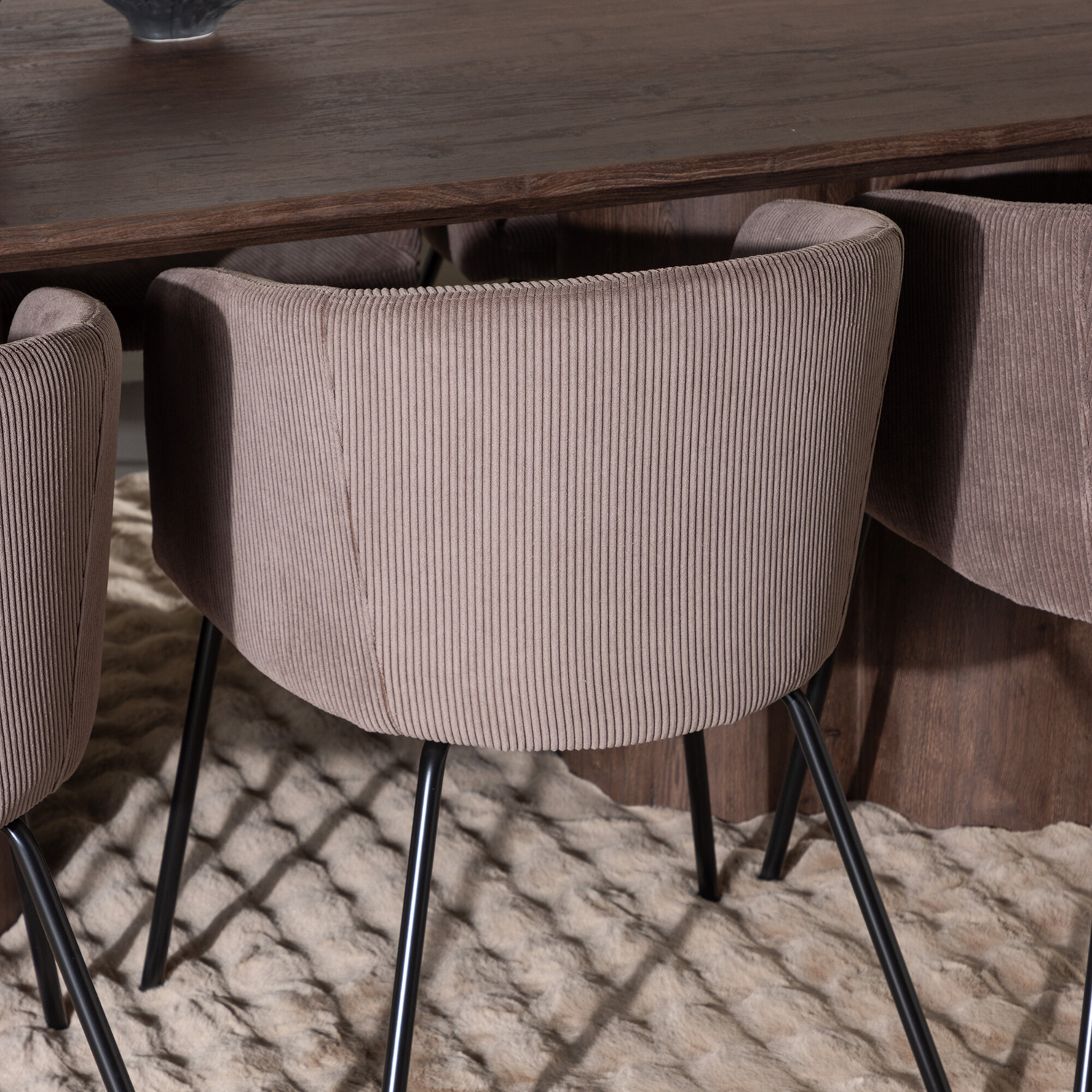 Spisegruppe Venture Home Olivia 210 med 6 stk Berit Stoler