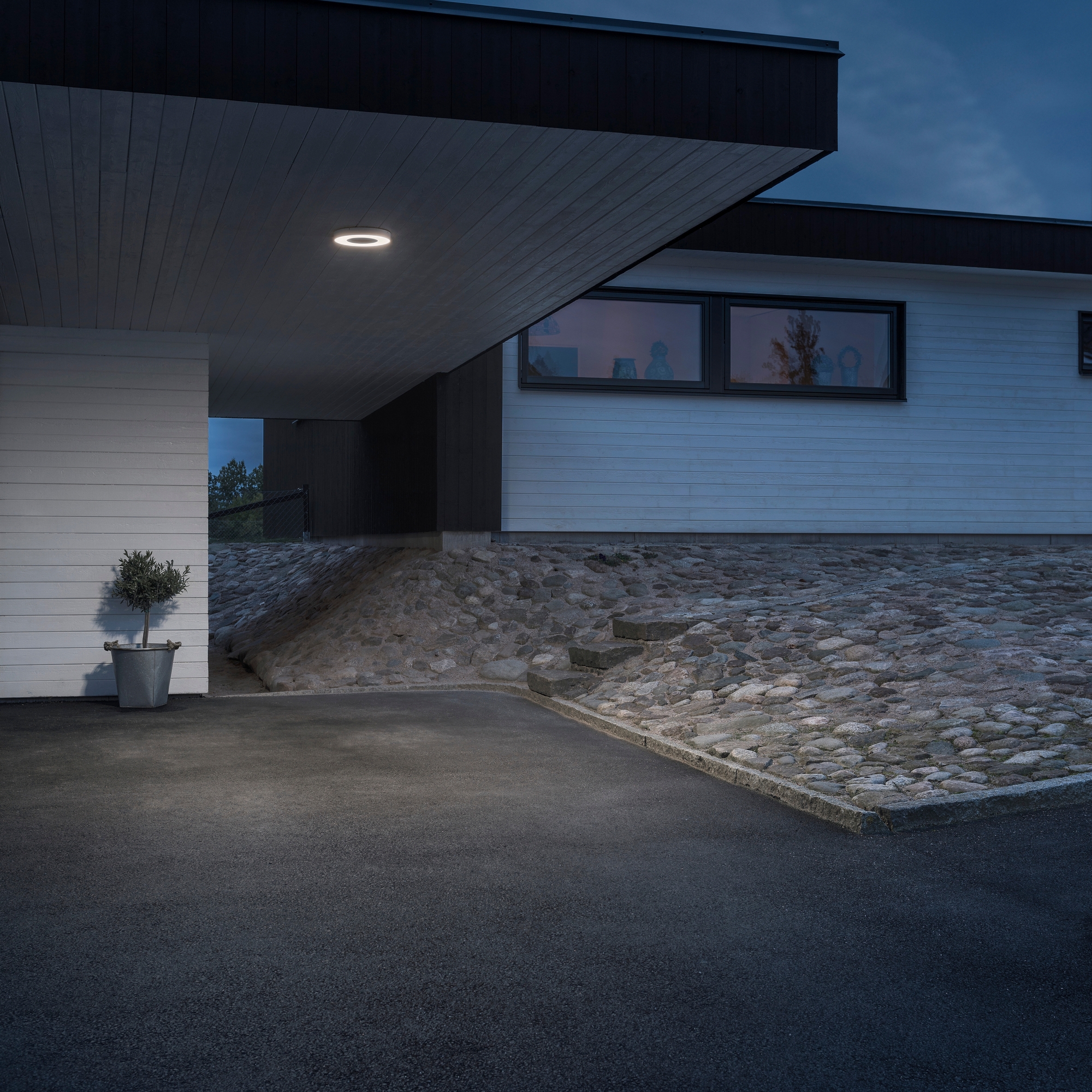 Vegglampe Gnosjö Konstsmide Carrara Rund LED med Fjernkontroll