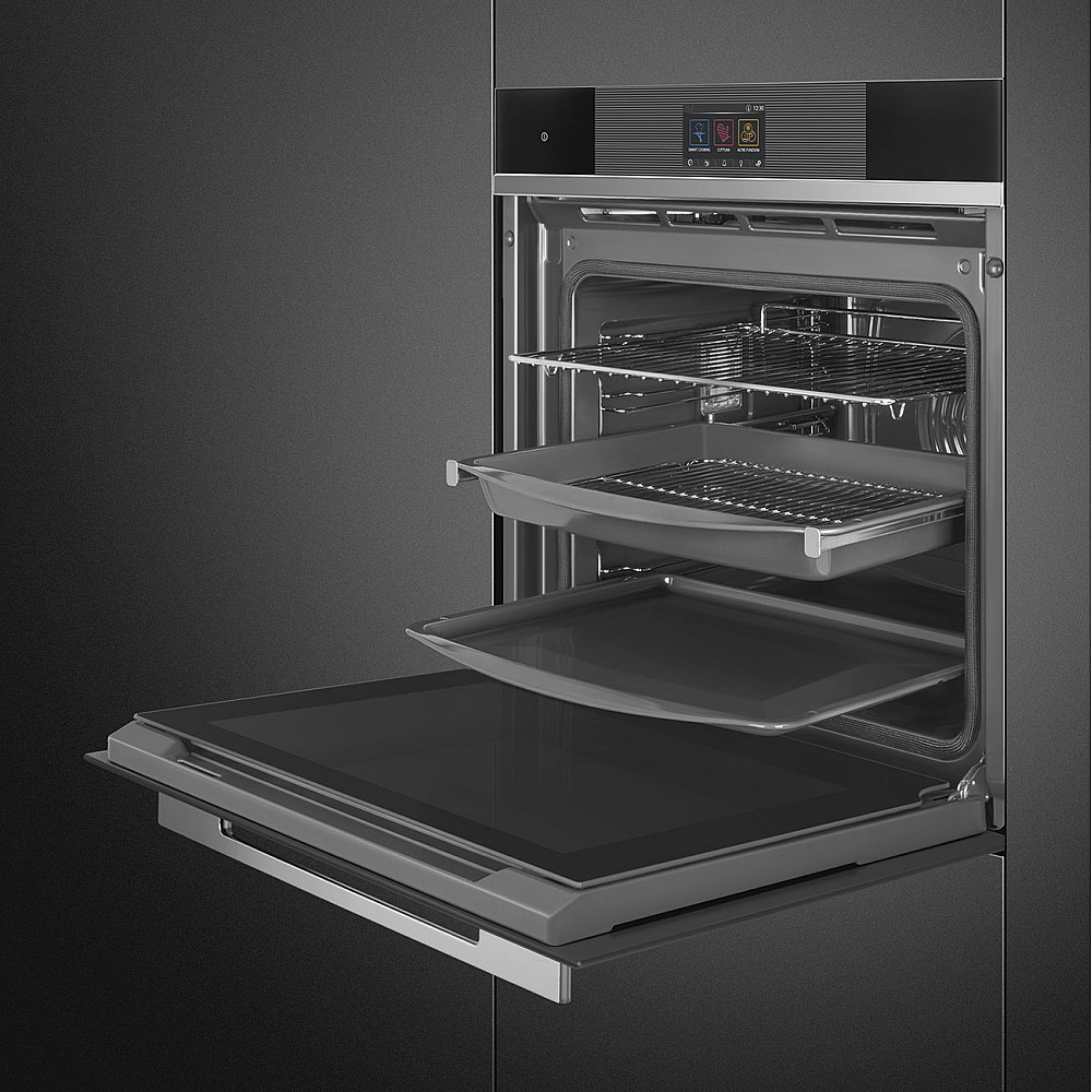 Ovn Smeg SOP6104S2PB3