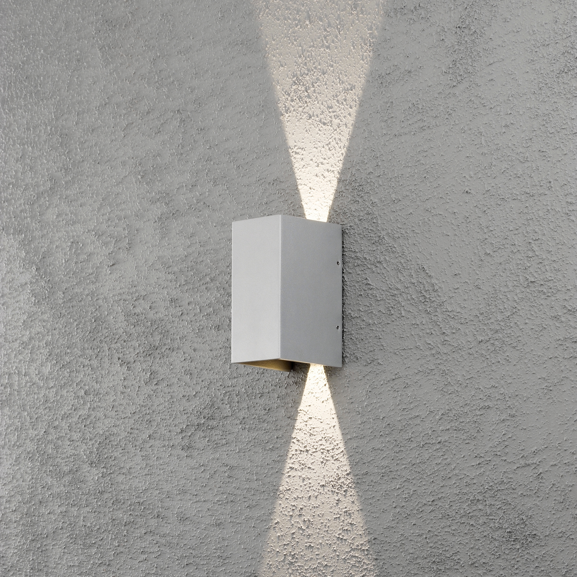 Vegglampe Gnosjö Konstsmide Cremona 2x3W Høyeffekt LED