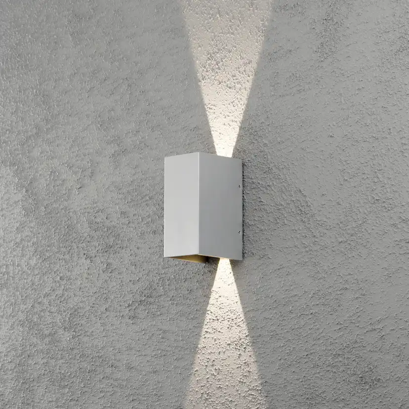 Vegglampe Gnosjö Konstsmide Cremona 2x3W Høyeffekt LED