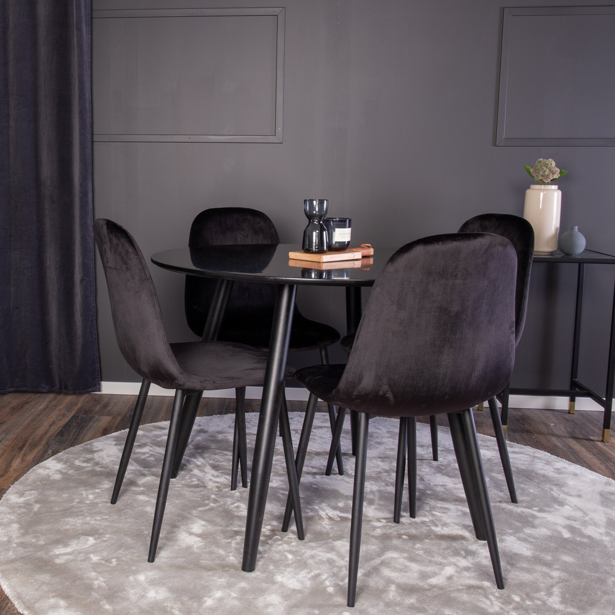 Spisegruppe Venture Home Plaza med 4stk Polar Stoler