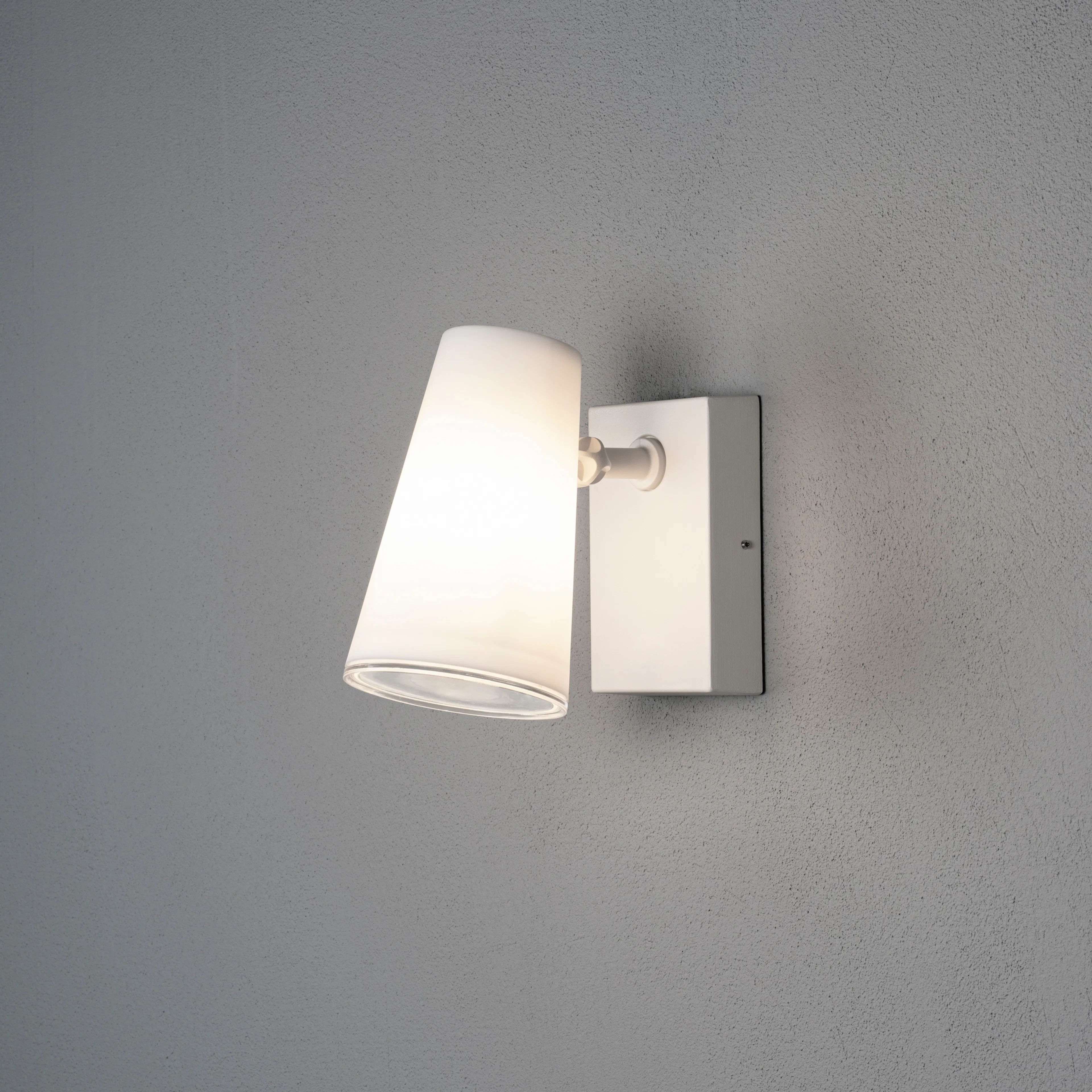 Vegglampe Gnosjö Konstsmide Fano E27 Justerbart Lys