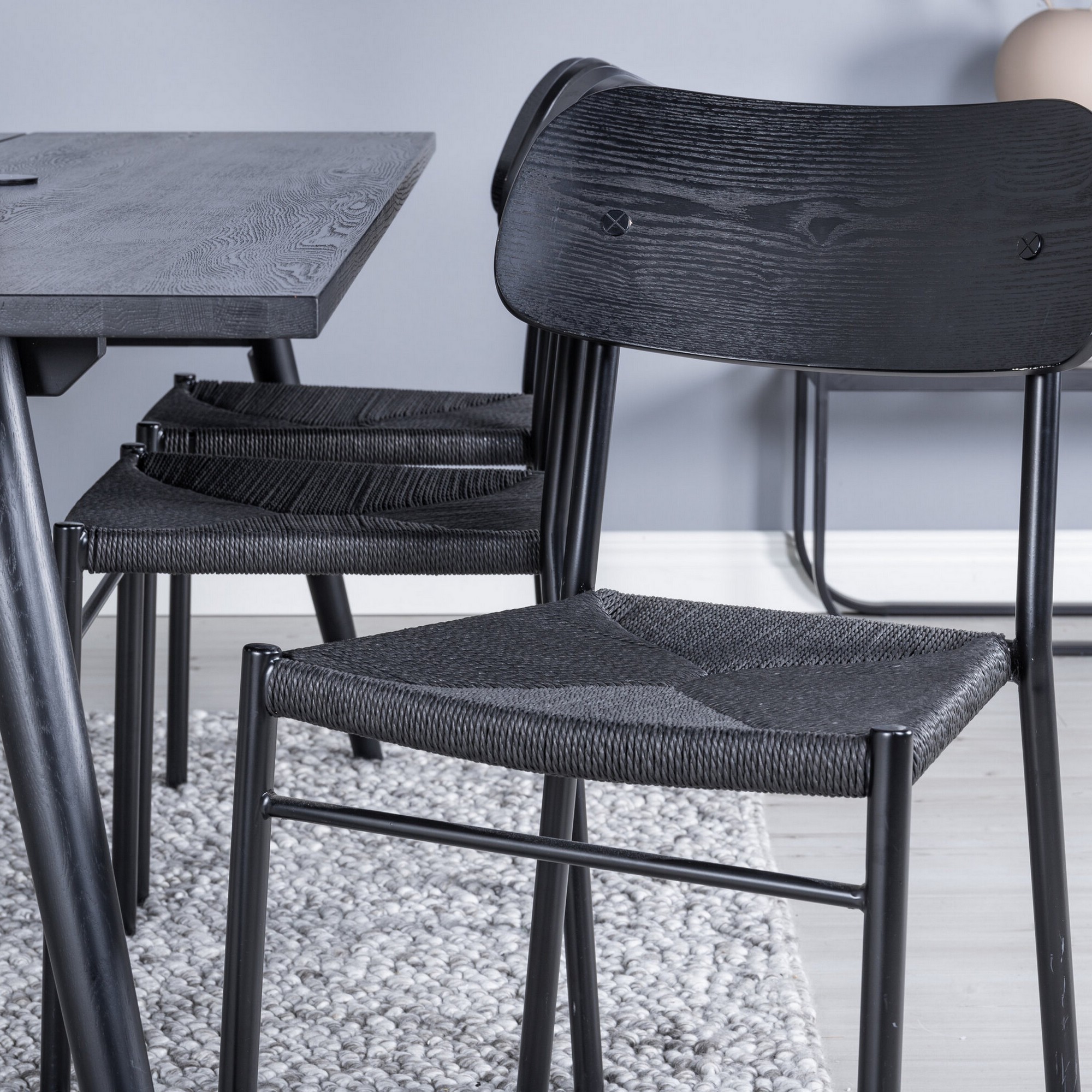 Spisegruppe Venture Home Sleek med 6stk Polly Stoler