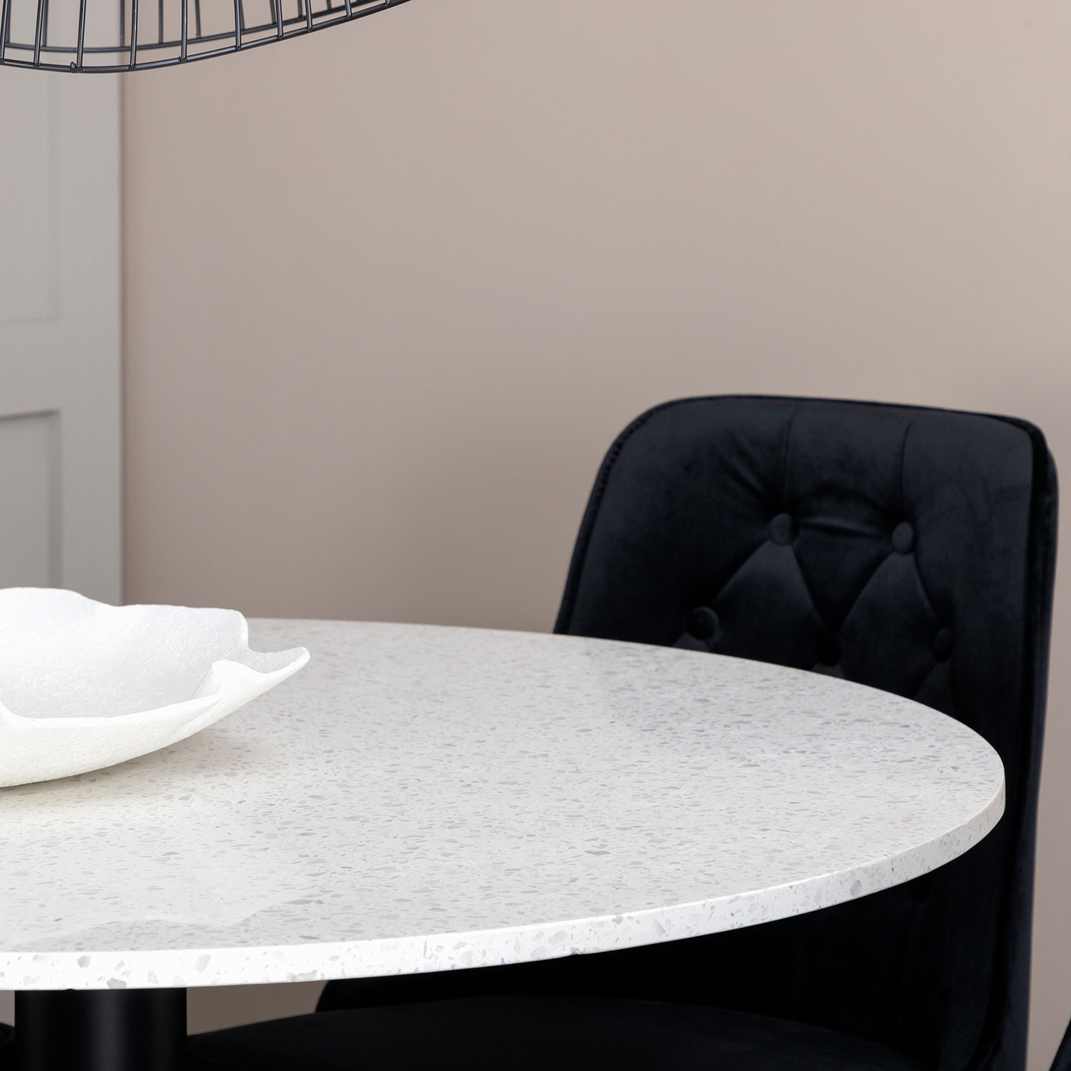 Spisegruppe Venture Home Razzia med 4 Velvet Deluxe Stoler