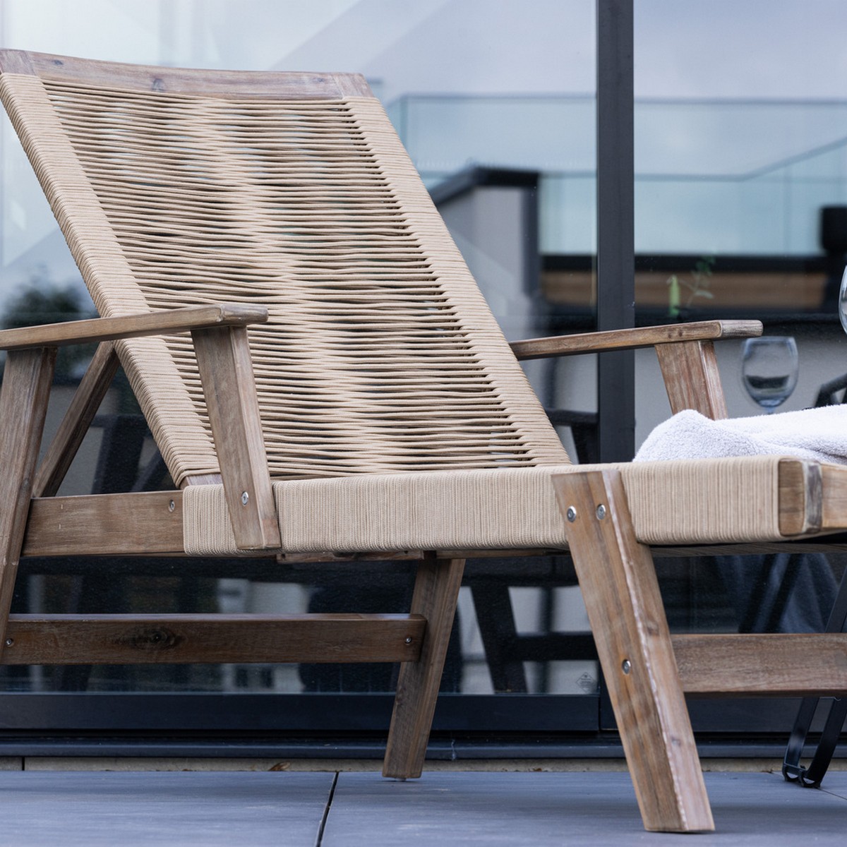 Solseng Venture Home Little John Beige