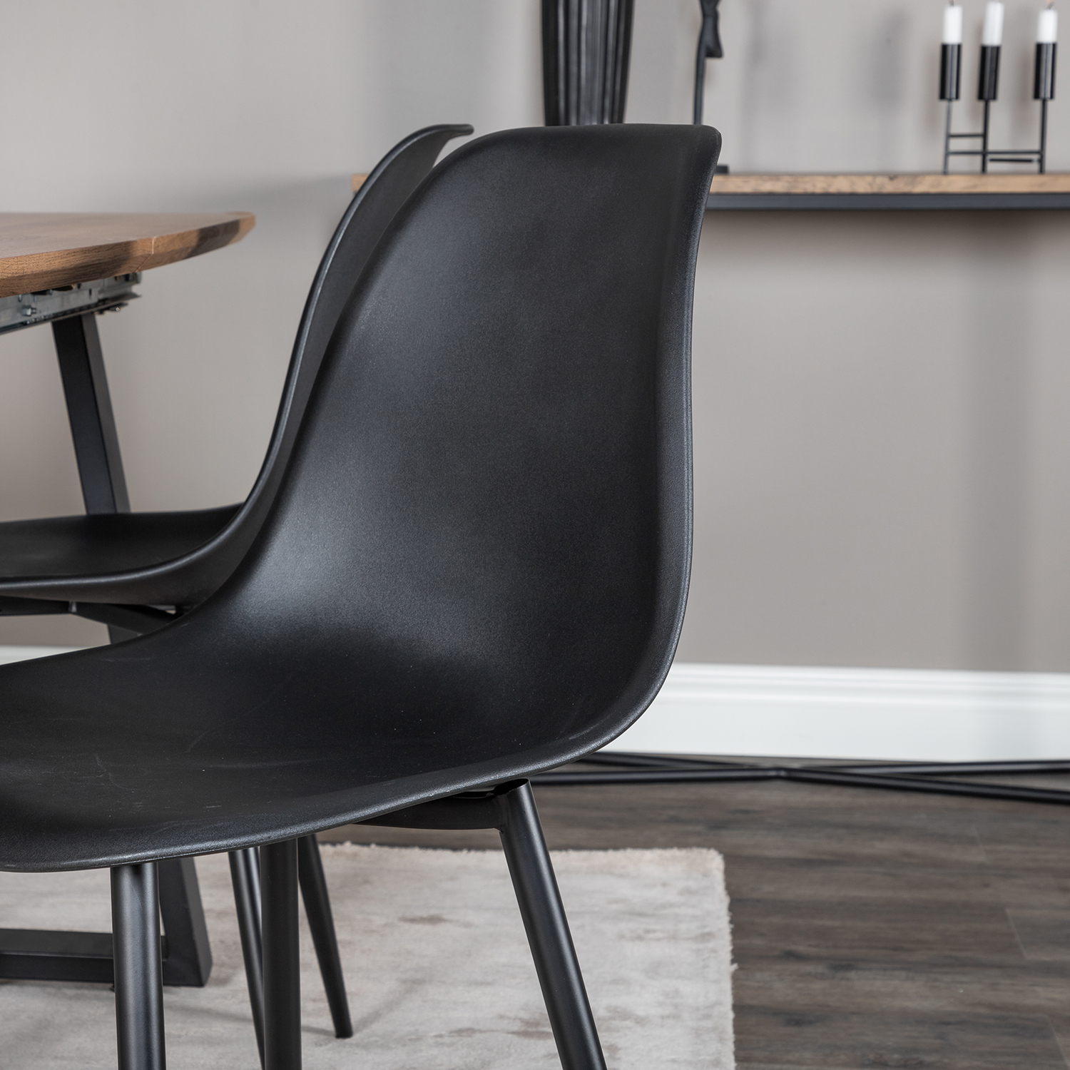 Spisegruppe Venture Home Ina med 4 Pop Stoler