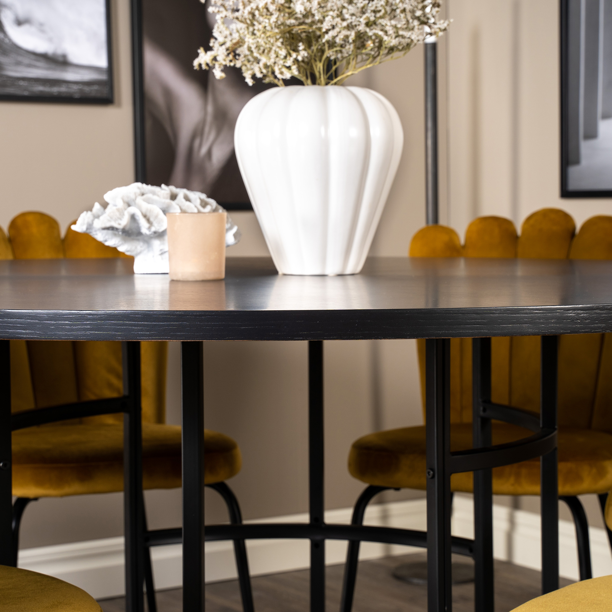 Spisegruppe Venture Home Copenhagen med 6 Limhamn Light Gull Stoler