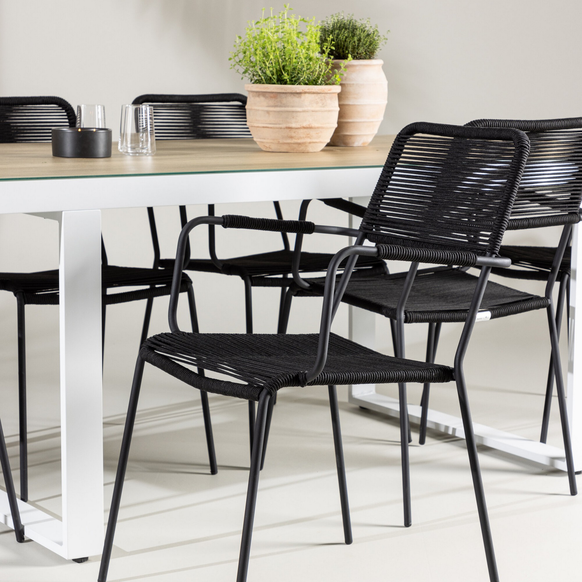 Hagegruppe Venture Home Merlo med 6 Lindos Lenestoler
