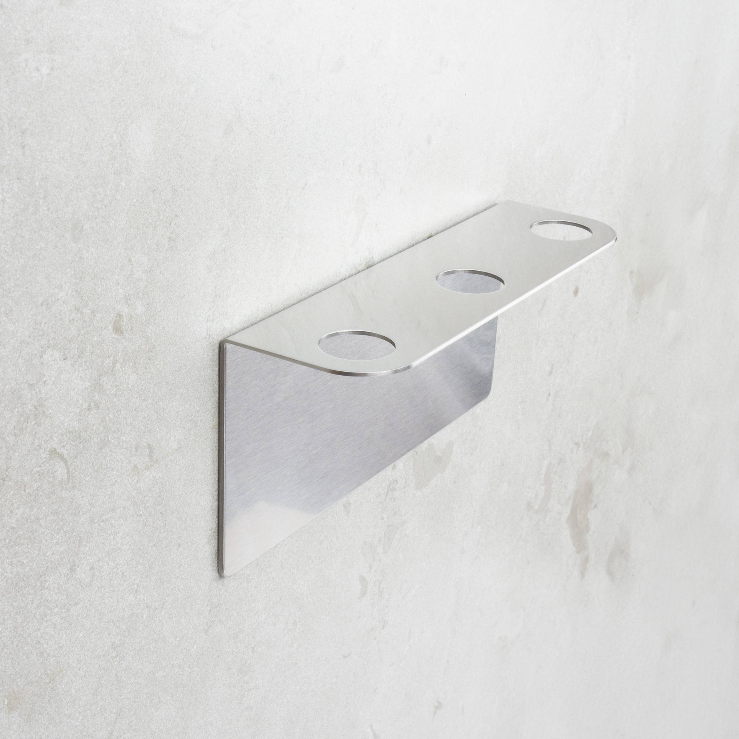 Såpepumpeholder Beslag Design Base Trippel