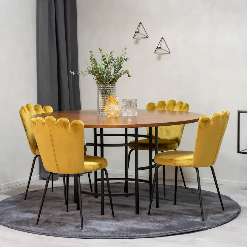Spisegruppe Venture Home Copenhagen med 4 Limhamn Light Gull Stoler
