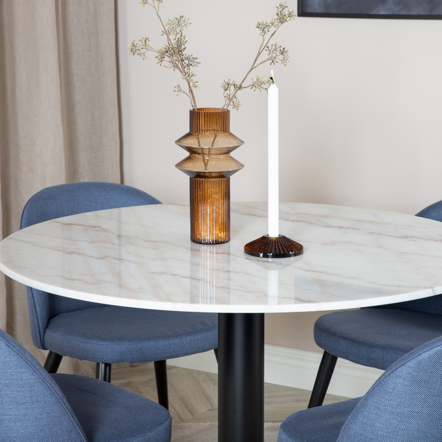 Spisegruppe Venture Home Estelle med 4 Valentina Stoler Polyester