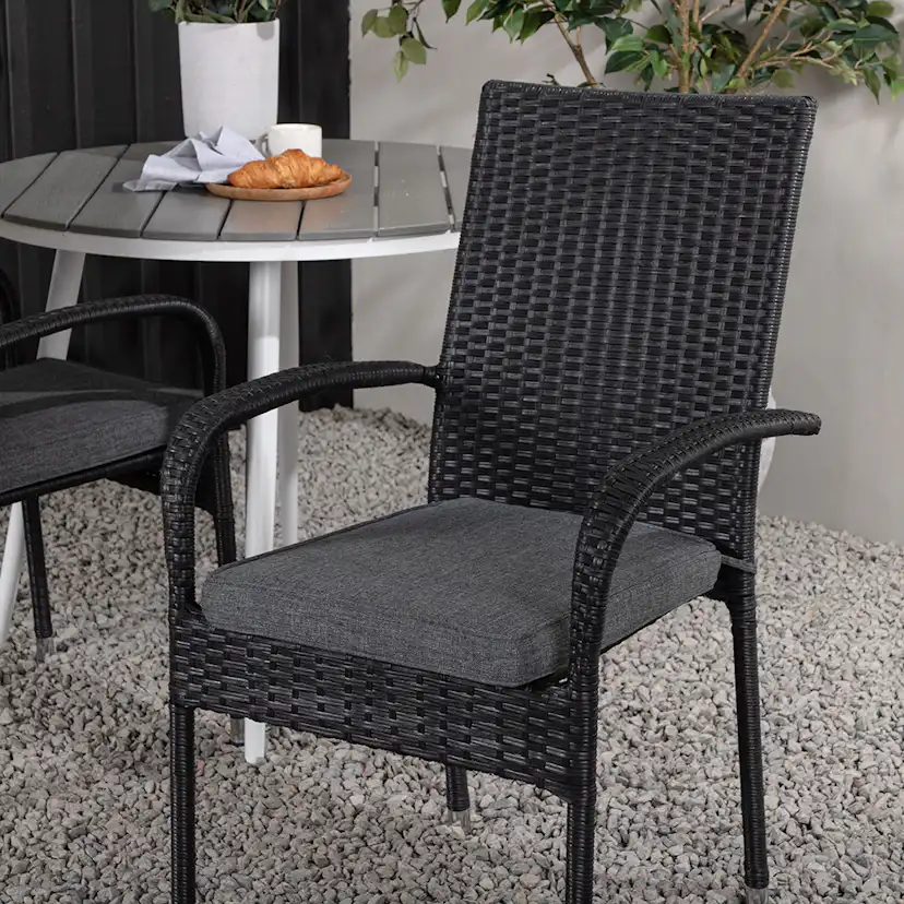 Cafégruppe Venture Home Break Ø90 cm med 2 Anna Stoler