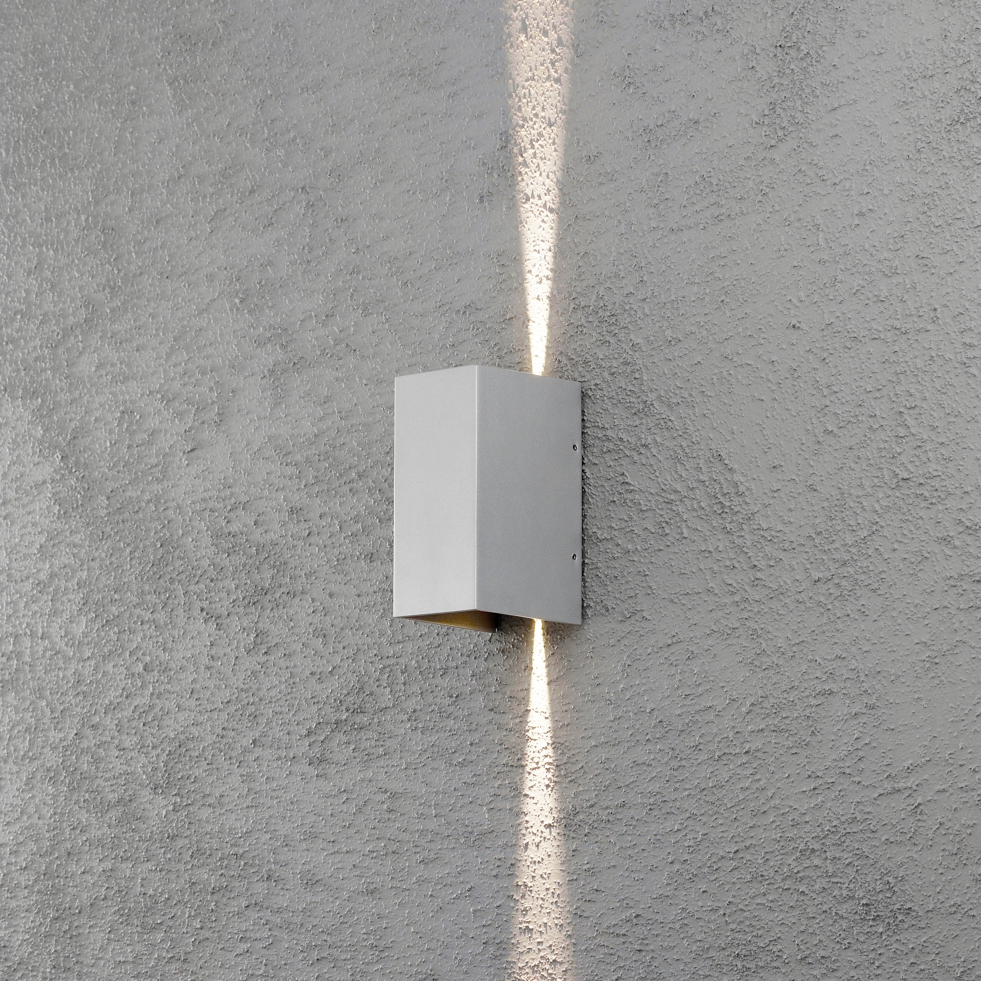 Vegglampe Gnosjö Konstsmide Cremona 2x3W Høyeffekt LED