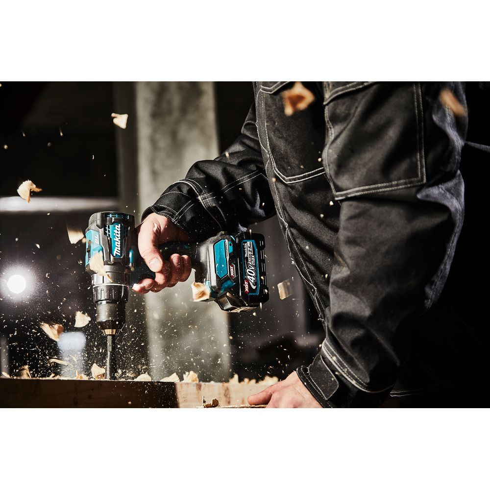 Borrskrutrekker Makita DF001GM201 40V med Batteri og Lader