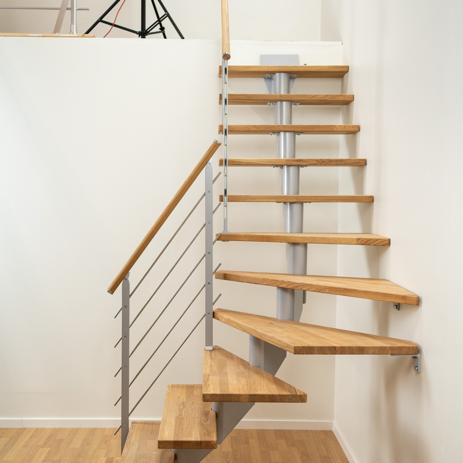 Plassbesparende Trapp Dolle Hamburg Eik Oljet 1/4-Sving Design