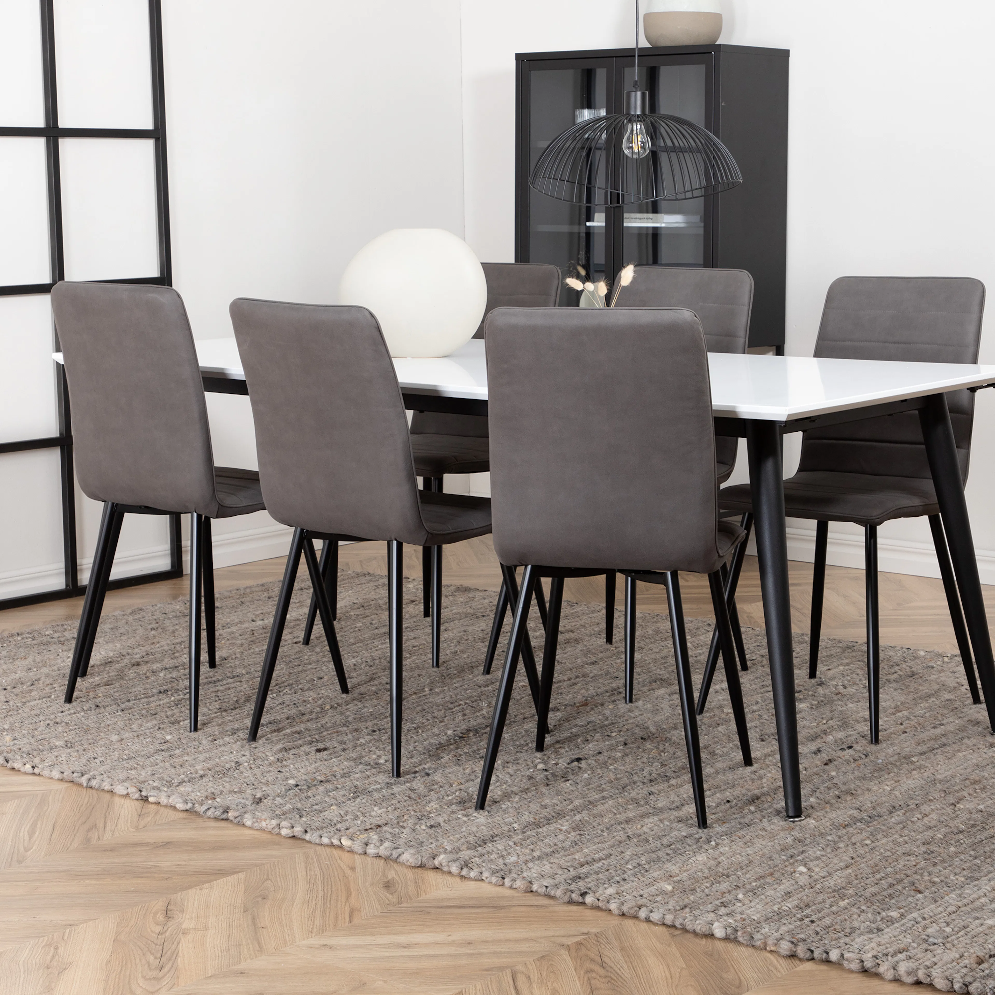 Spisegruppe Venture Home Jolie med 6 Walerina Stoler
