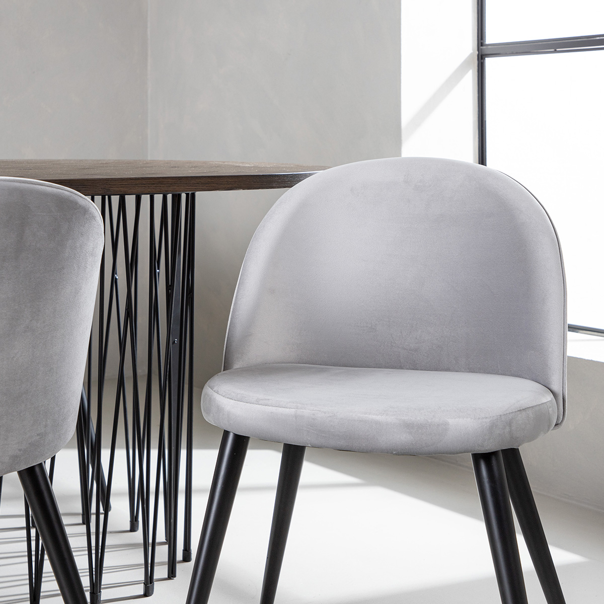 Spisegruppe furniture/fashion Stone med 6 Velvet Stoler