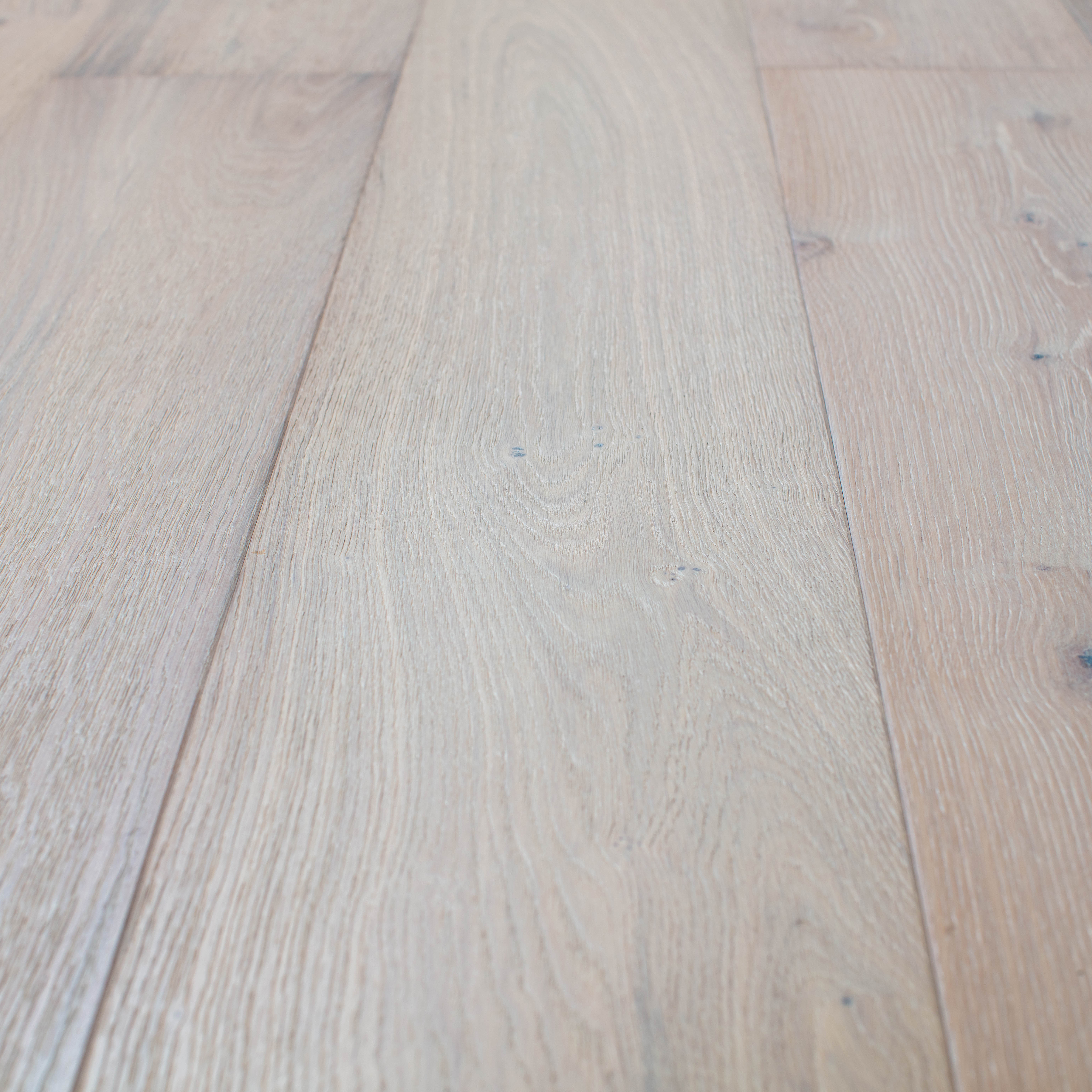 Parkettgolv Nordic Floor Ek Grand Cloud White  Mattlackad 1-stav