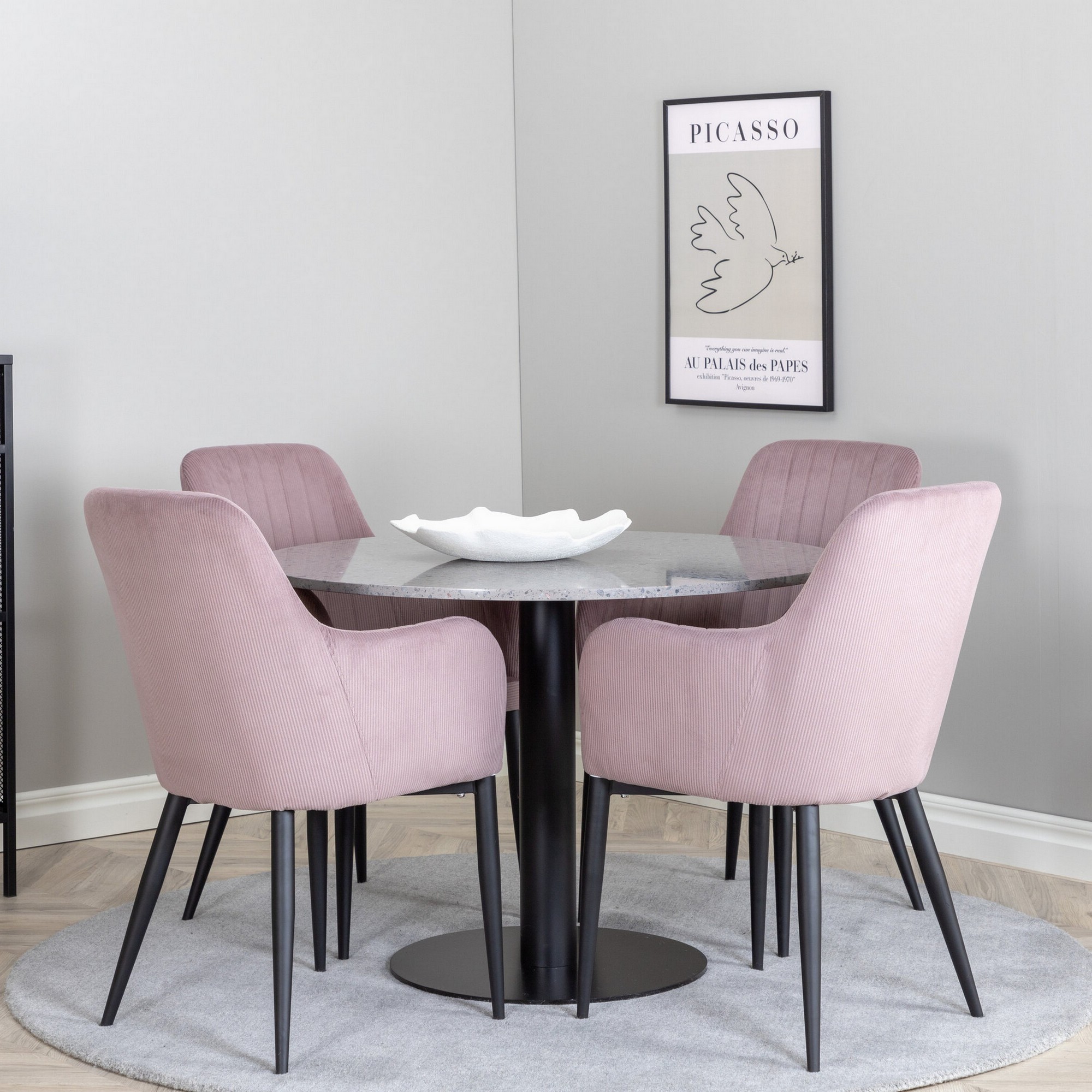Spisegruppe Venture Home Razzia med 4stk Comfort Stoler