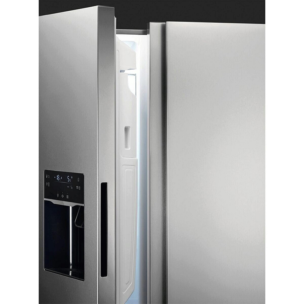 Kjøl og Frys Electrolux Side by Side EAI6HD57U0 Rustfri med Is- og Vanndispenser