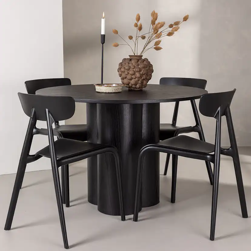 Spisegruppe Venture Home Olivia Ø 110 cm med 4 Ursholmen Stoler
