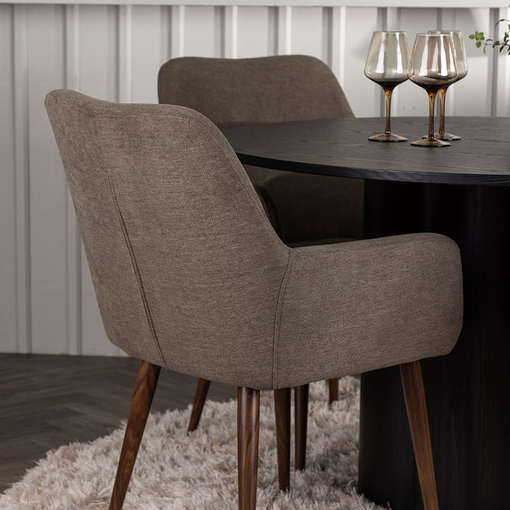 Spisegruppe Venture Home Olivia Ø110 cm med 4 stk Tomorrow Stoler