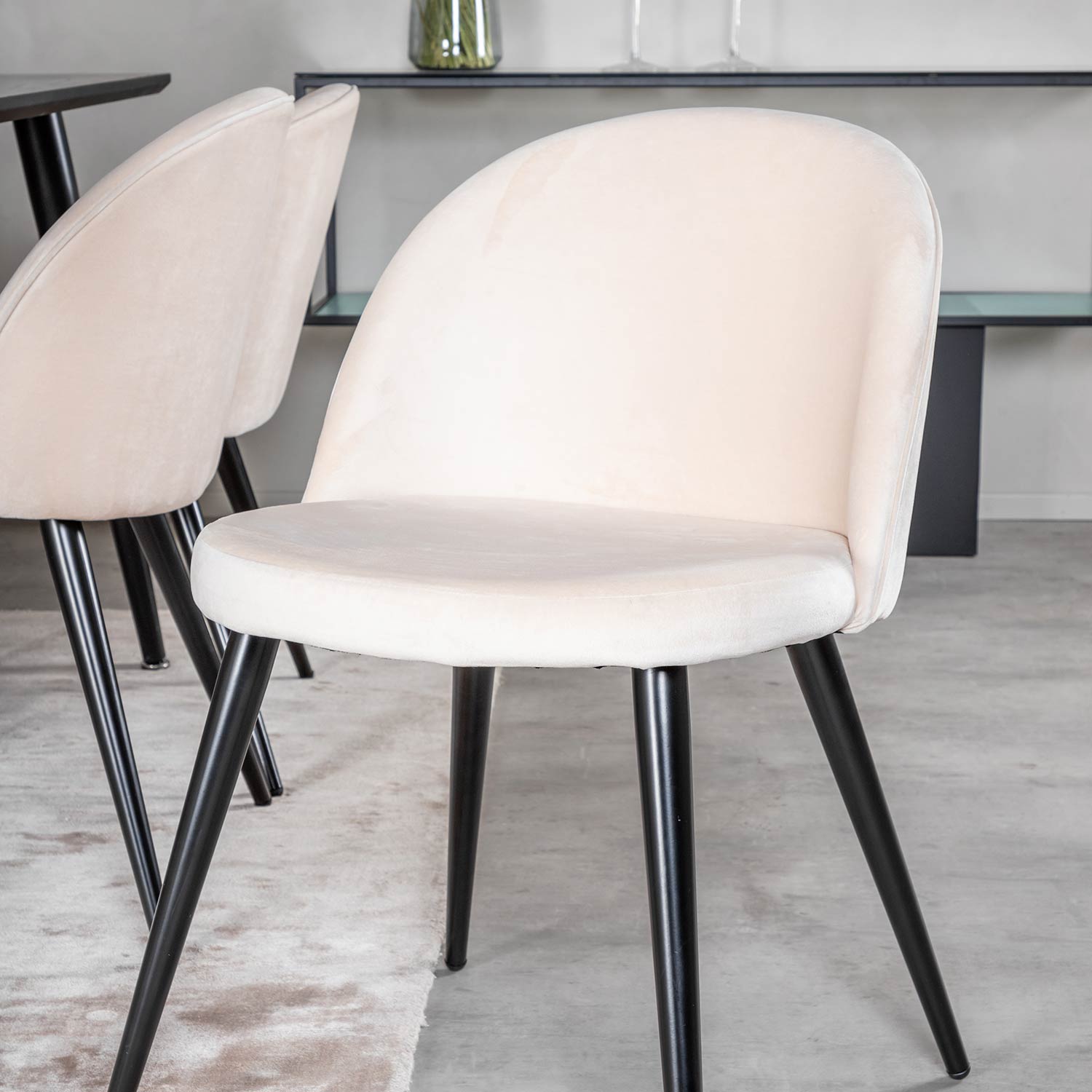 Spisegruppe Venture Home Dipp med 6 Velvet Stoler