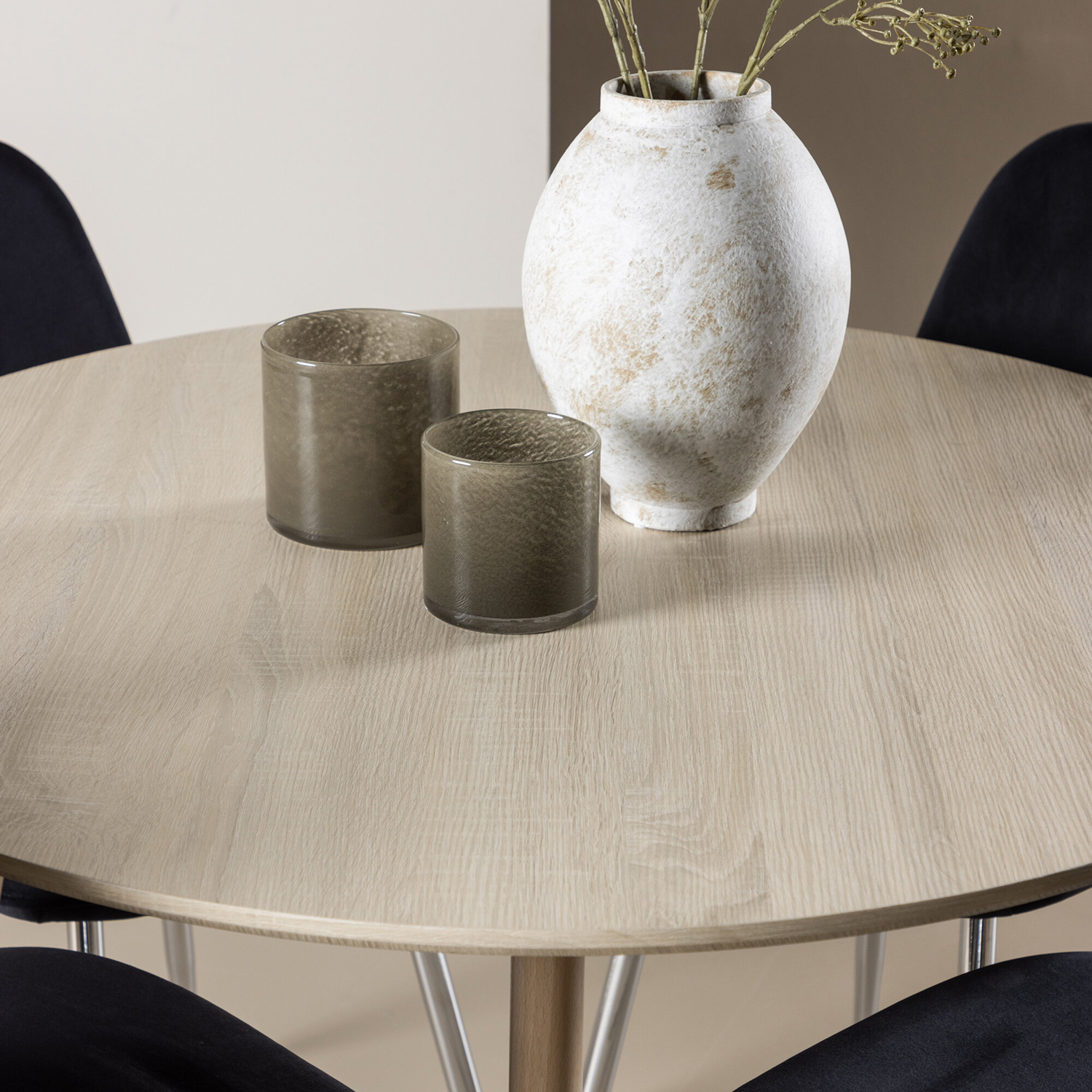 Spisegruppe Venture Home Plaza Ø100 med 4 stk Polar Stoler Fløyel