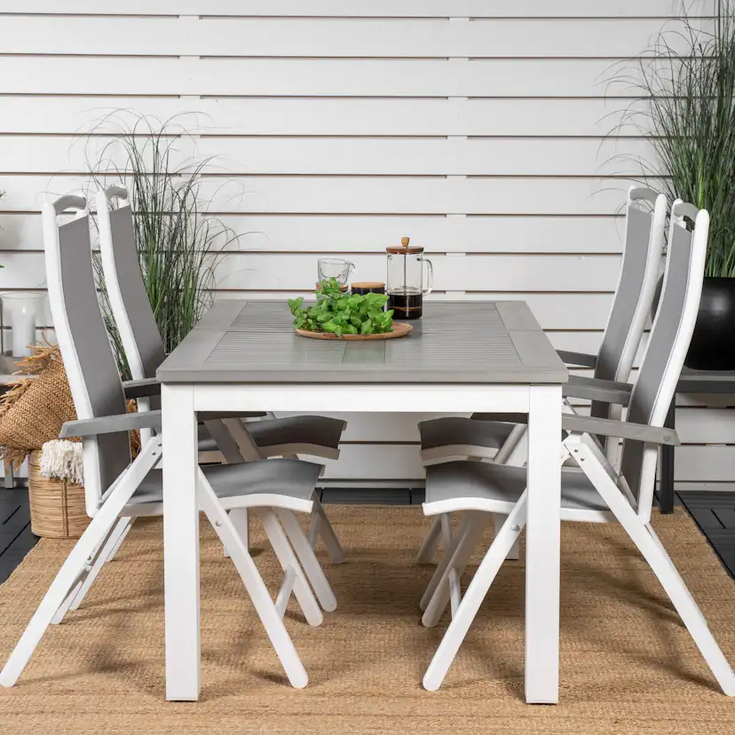 Spisegruppe Venture Home Aleyna 152/210 med 4 Stoler