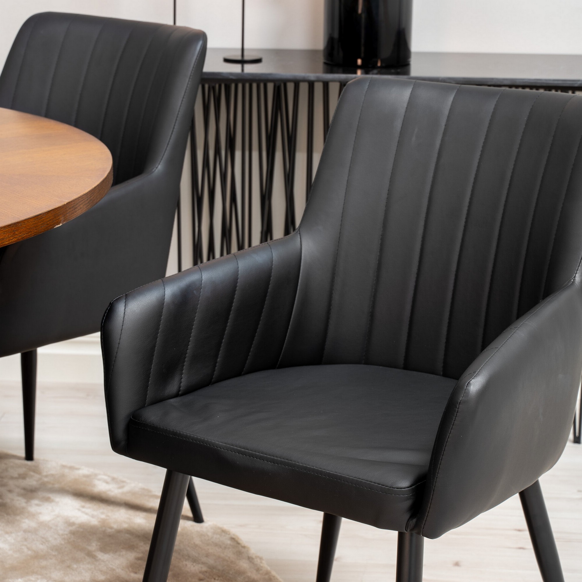 Spisegruppe Venture Home Copenhagen med 6stk Comfort Stoler