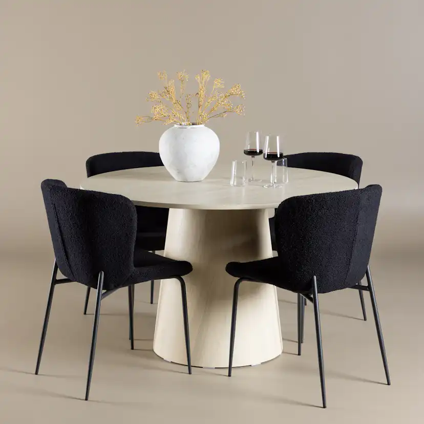 Spisegruppe Venture Home Lanzo Ø120 med 4 stk Modesto Stoler