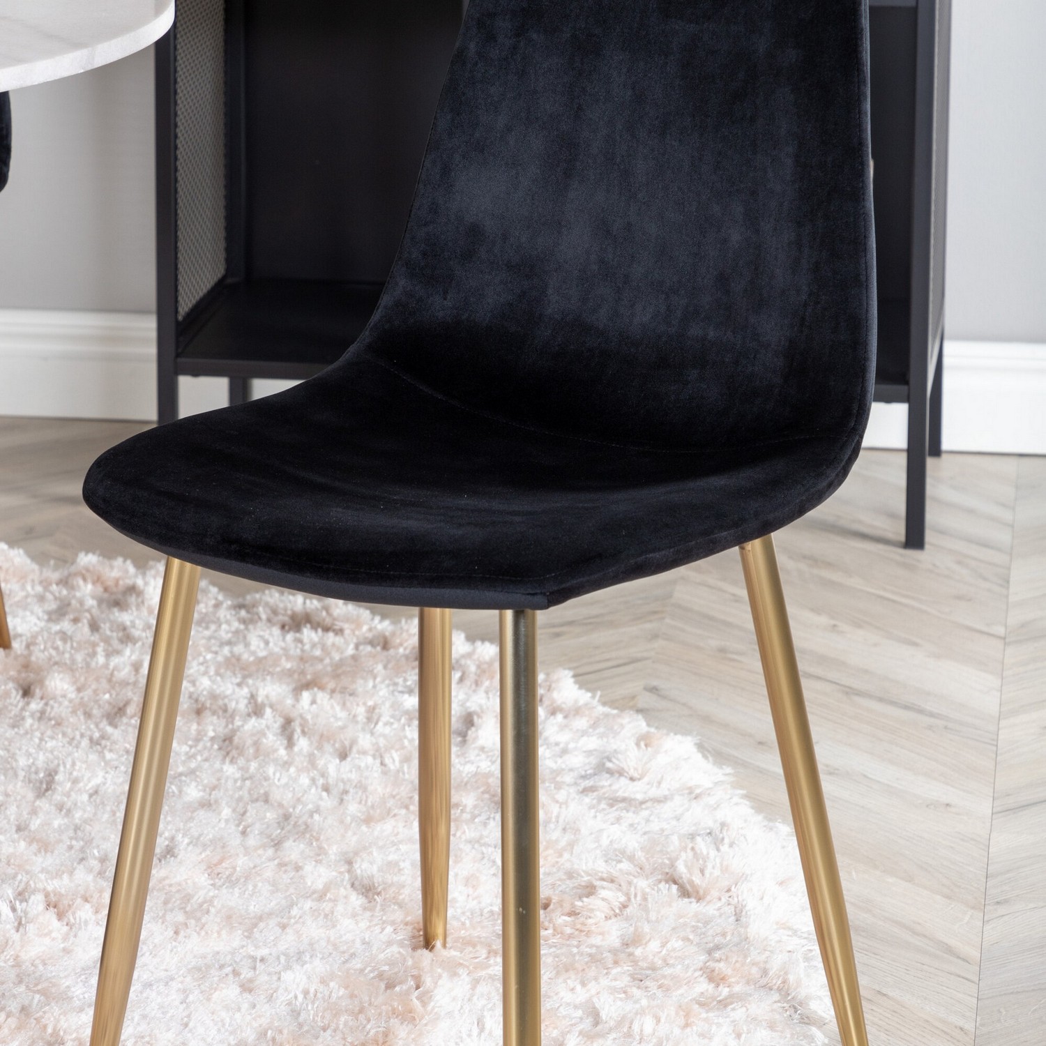 Spisegruppe Venture Home Estelle HHvitmed 4 Pobbie Stoler